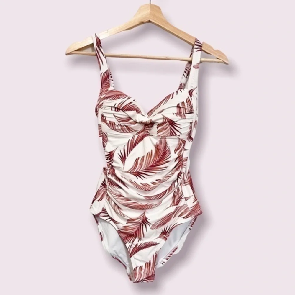 Niptuck one piece floral tropical boho prints pink swimsuit US 4